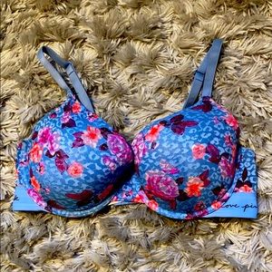 PINK Wear Everywhere Bra